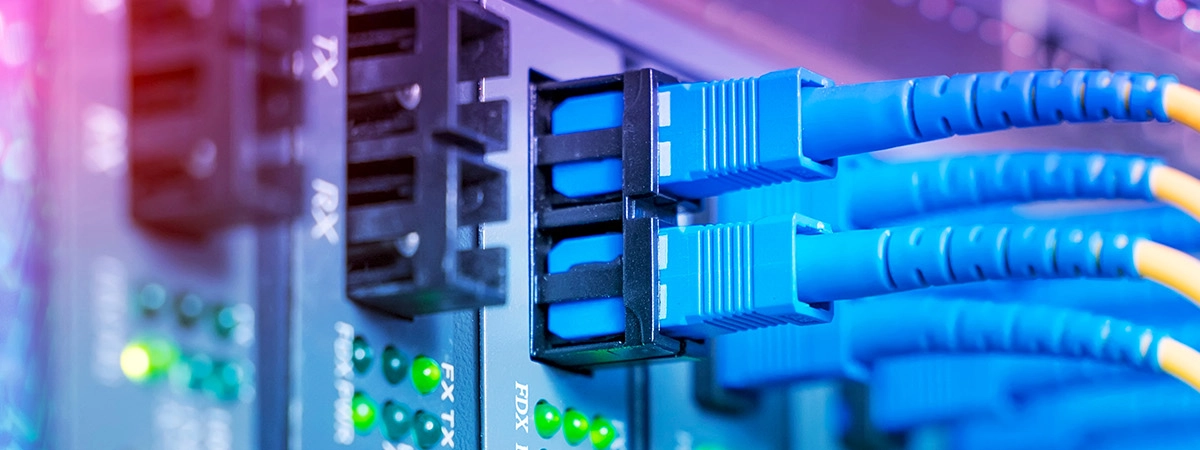 Optical Spectrum Analyzers (OSA) Optical Spectrum Analyzers (OSA)